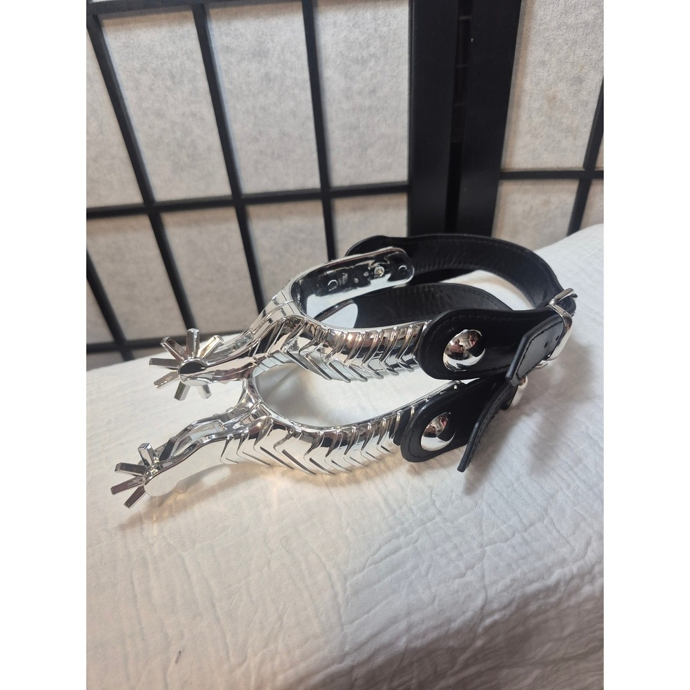 Western Chrome Chevron Spurs with Black Leather Adjustable Straps Pair